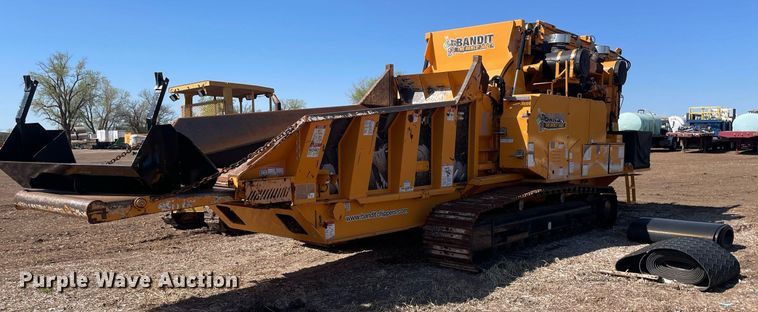 image for item MS9569 2017 Bandit Industries 3680TK The Beast  horizontal grinder