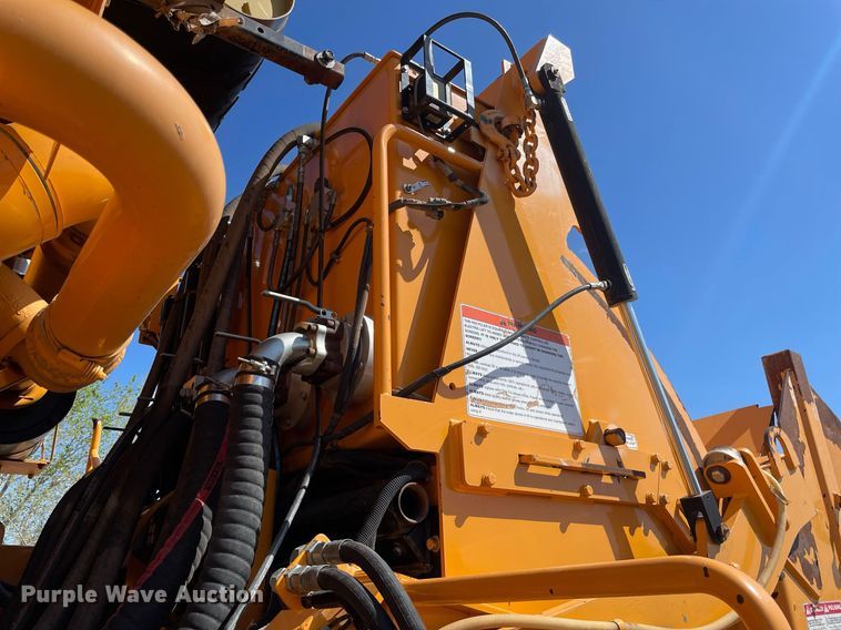 image for item MS9569 2017 Bandit Industries 3680TK The Beast  horizontal grinder