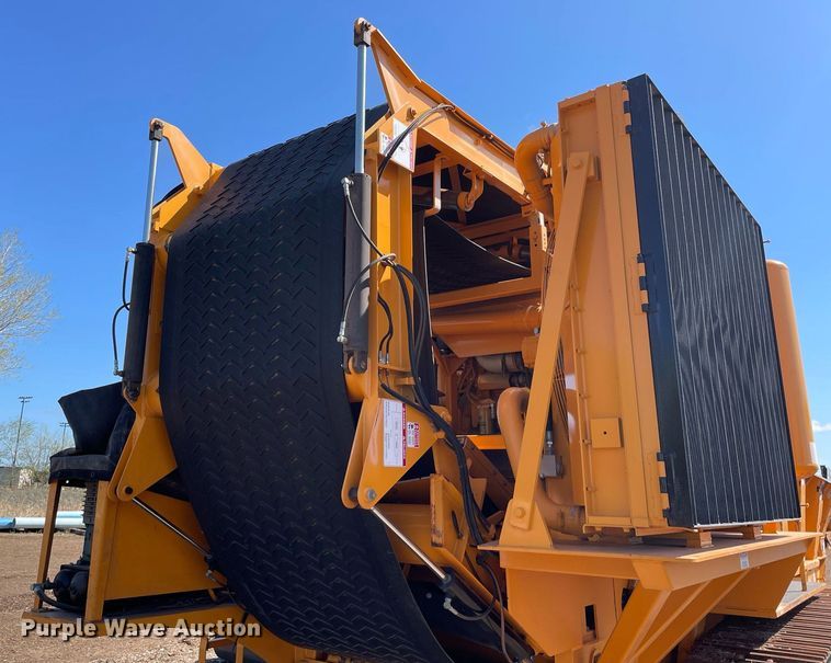 image for item MS9569 2017 Bandit Industries 3680TK The Beast  horizontal grinder