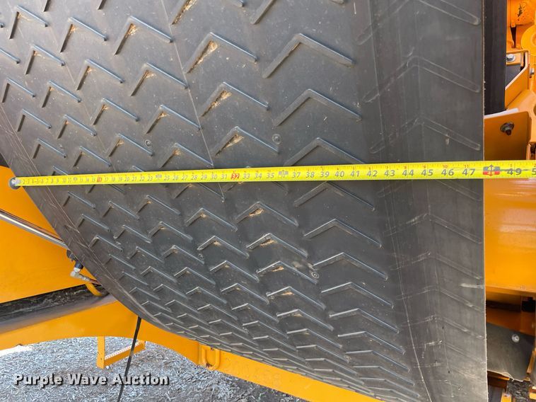 image for item MS9569 2017 Bandit Industries 3680TK The Beast  horizontal grinder