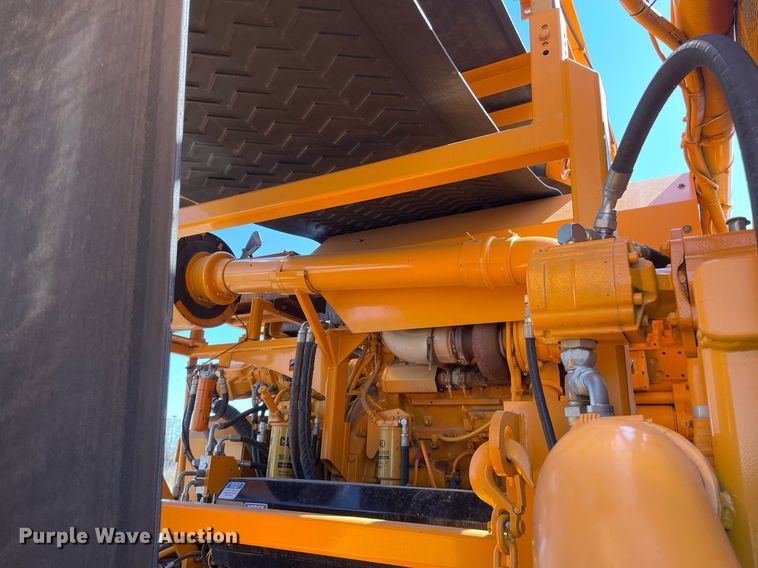 image for item MS9569 2017 Bandit Industries 3680TK The Beast  horizontal grinder