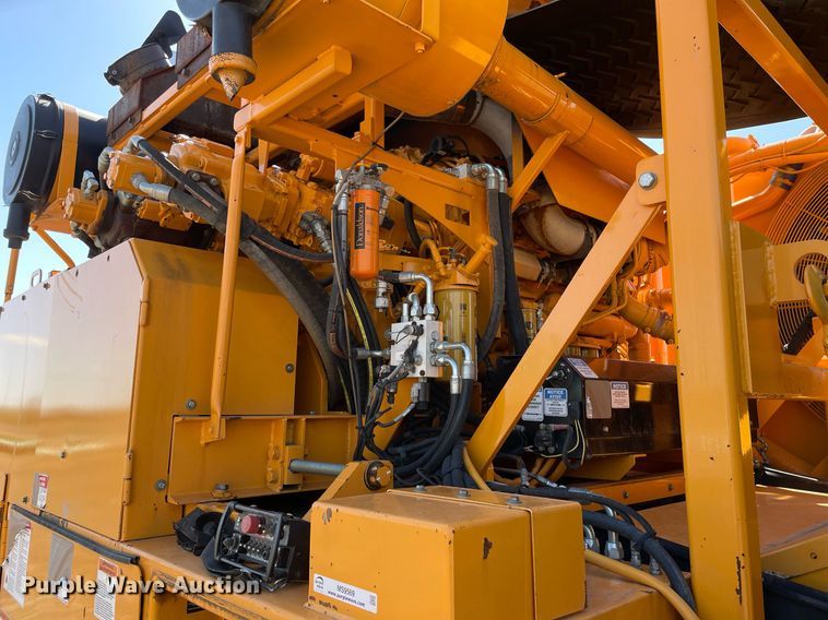 image for item MS9569 2017 Bandit Industries 3680TK The Beast  horizontal grinder