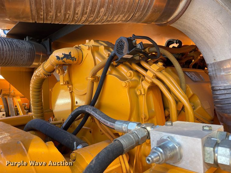 image for item MS9569 2017 Bandit Industries 3680TK The Beast  horizontal grinder