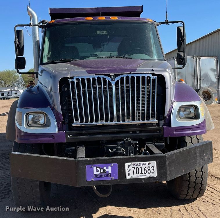 image for item MS9573 2007 International 7600 SBA  dump truck