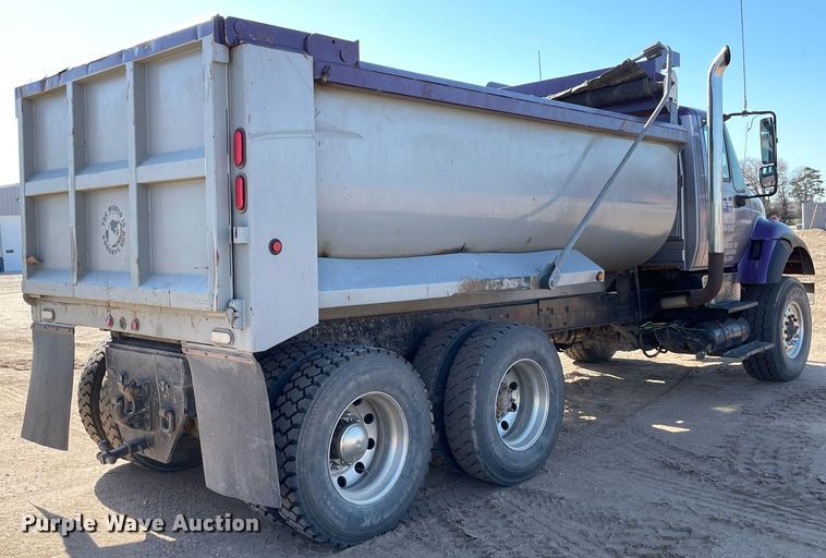 image for item MS9573 2007 International 7600 SBA  dump truck