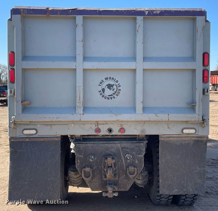 image for item MS9573 2007 International 7600 SBA  dump truck
