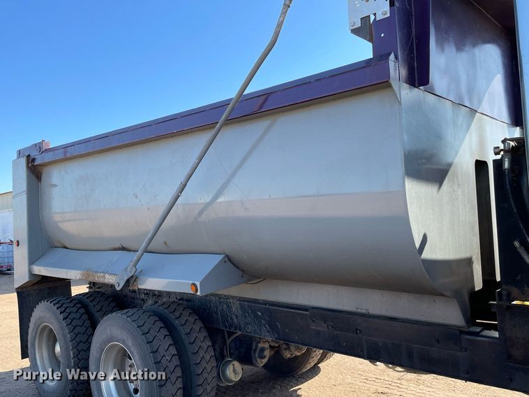 image for item MS9573 2007 International 7600 SBA  dump truck