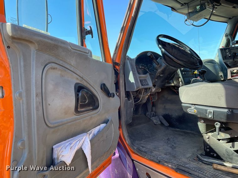 image for item MS9573 2007 International 7600 SBA  dump truck