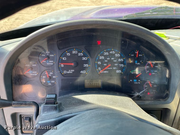 image for item MS9573 2007 International 7600 SBA  dump truck