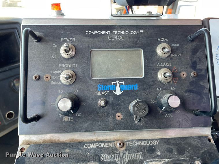 image for item MS9573 2007 International 7600 SBA  dump truck