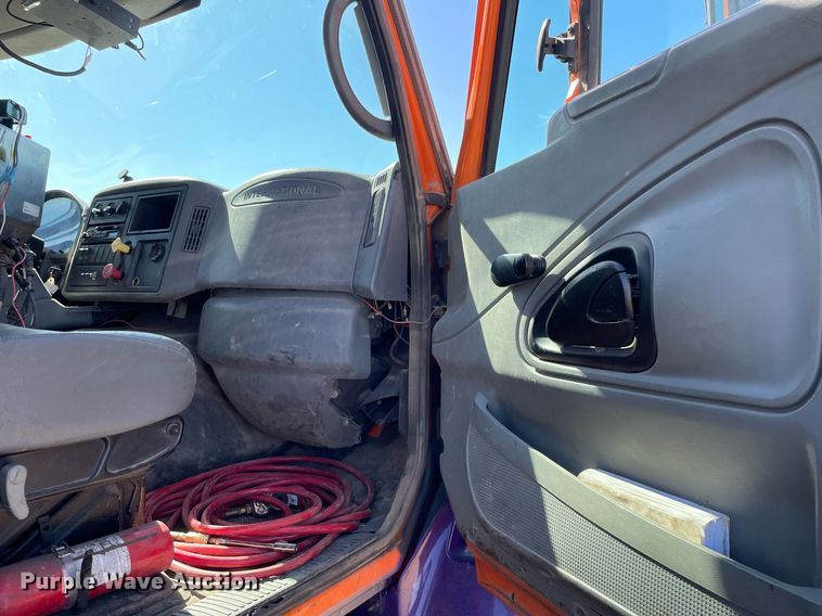 image for item MS9573 2007 International 7600 SBA  dump truck