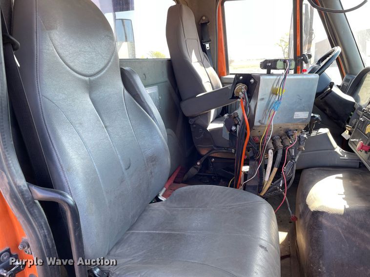 image for item MS9573 2007 International 7600 SBA  dump truck