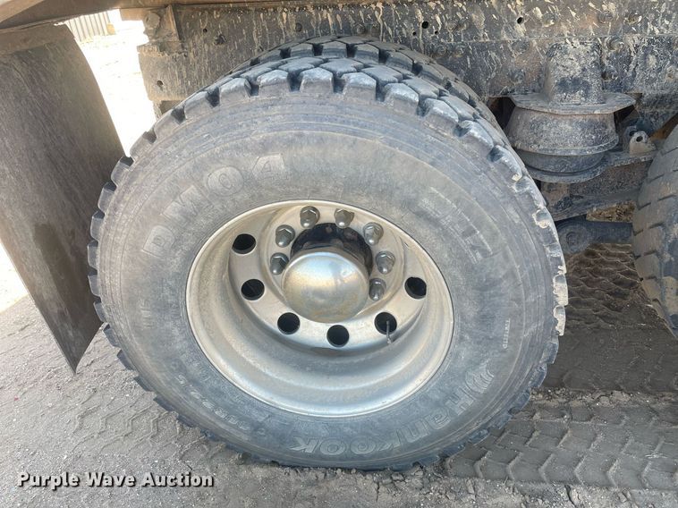 image for item MS9573 2007 International 7600 SBA  dump truck