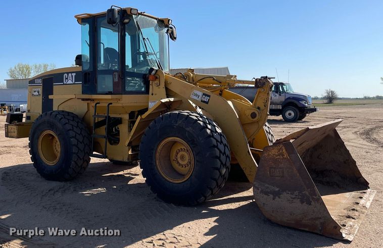 image for item MS9574 1998 Caterpillar 938G  wheel loader