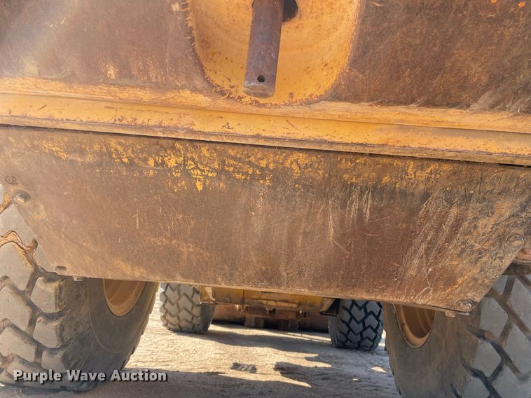 image for item MS9574 1998 Caterpillar 938G  wheel loader