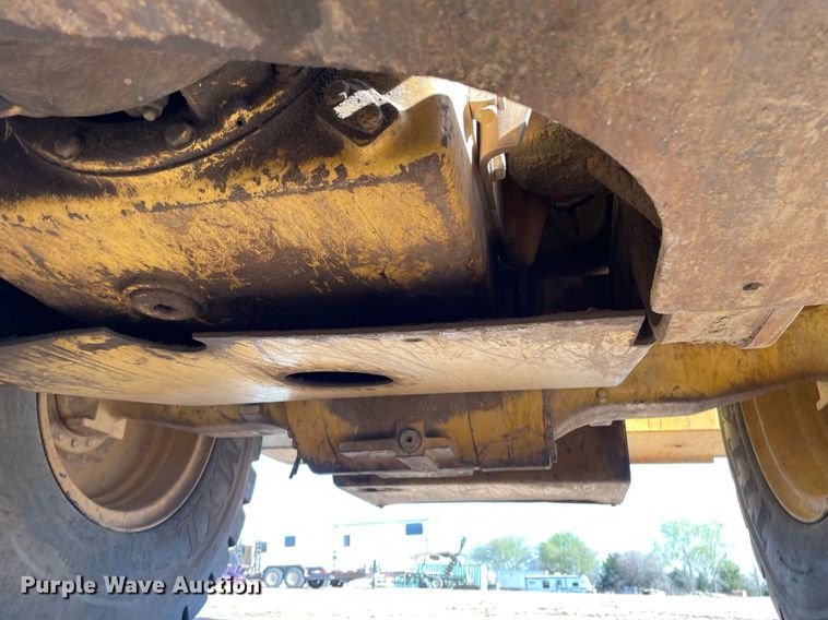 image for item MS9574 1998 Caterpillar 938G  wheel loader