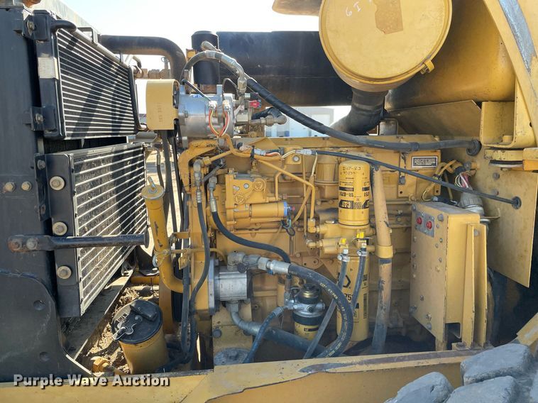 image for item MS9574 1998 Caterpillar 938G  wheel loader