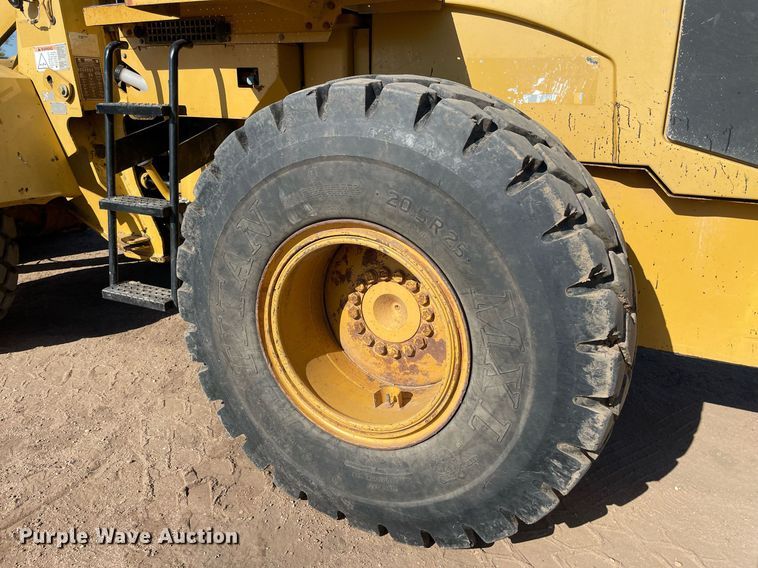 image for item MS9574 1998 Caterpillar 938G  wheel loader