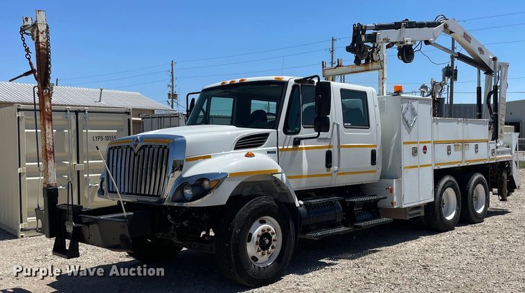 image for item MS9670 2010 International WorkStar 7300  crane truck