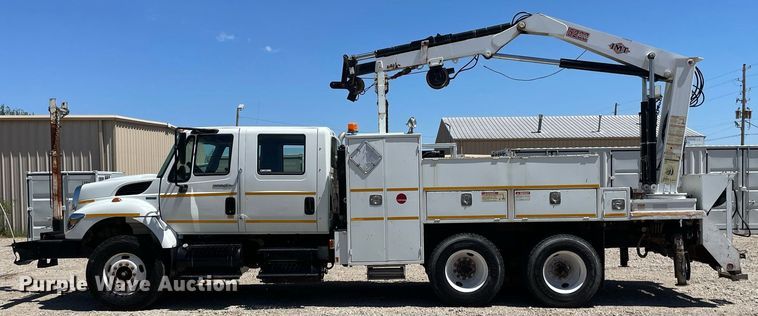 image for item MS9670 2010 International WorkStar 7300  crane truck