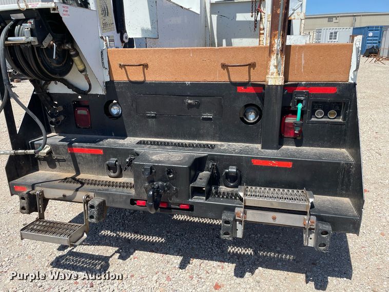 image for item MS9670 2010 International WorkStar 7300  crane truck