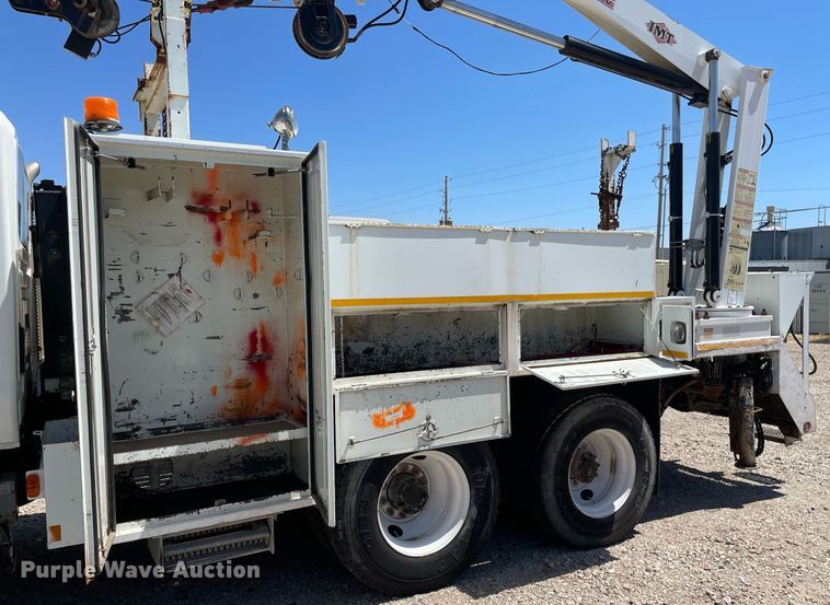 image for item MS9670 2010 International WorkStar 7300  crane truck