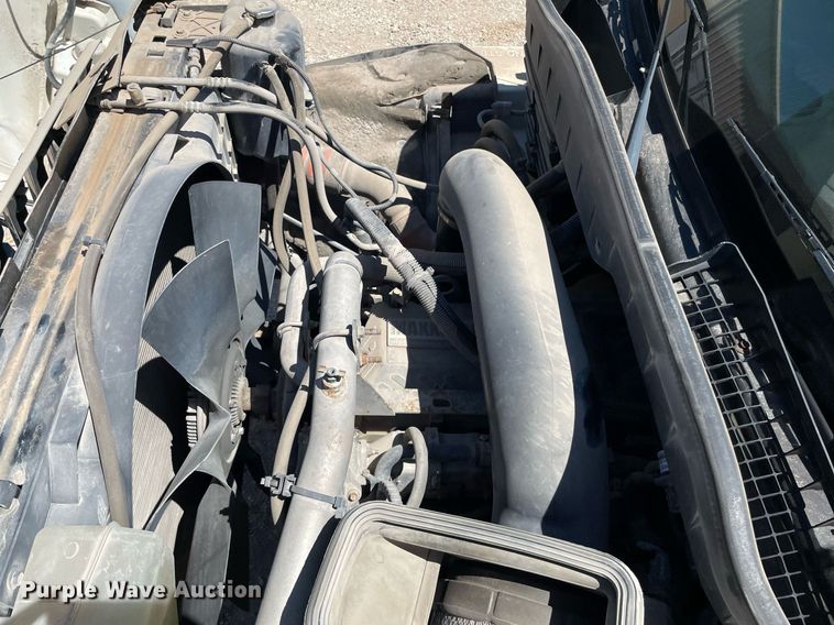 image for item MS9670 2010 International WorkStar 7300  crane truck