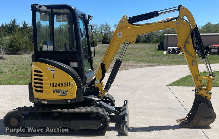 image for item MS9701 Yanmar VIO25-6A  mini excavator