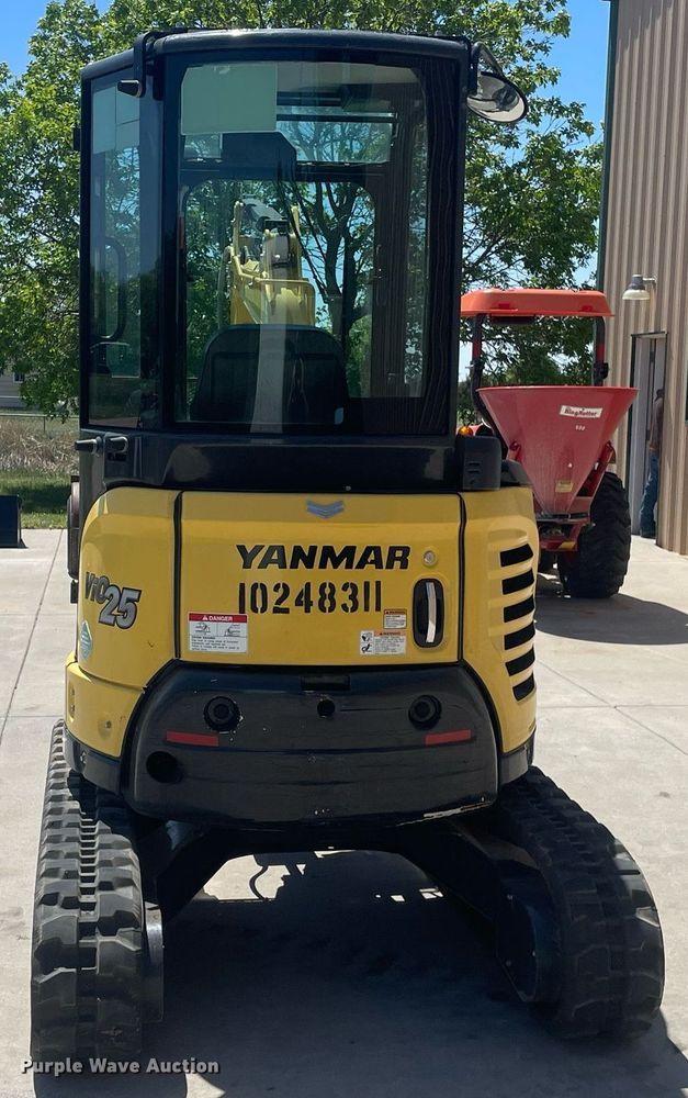 image for item MS9701 Yanmar VIO25-6A  mini excavator