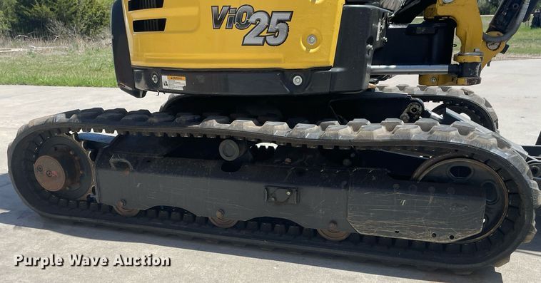 image for item MS9701 Yanmar VIO25-6A  mini excavator