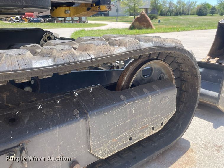 image for item MS9701 Yanmar VIO25-6A  mini excavator