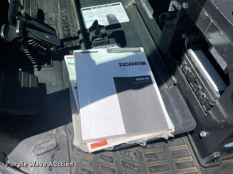 image for item MS9701 Yanmar VIO25-6A  mini excavator