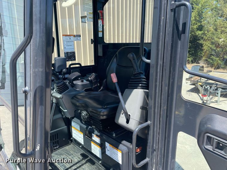 image for item MS9702 Yanmar VIO35-6A  mini excavator
