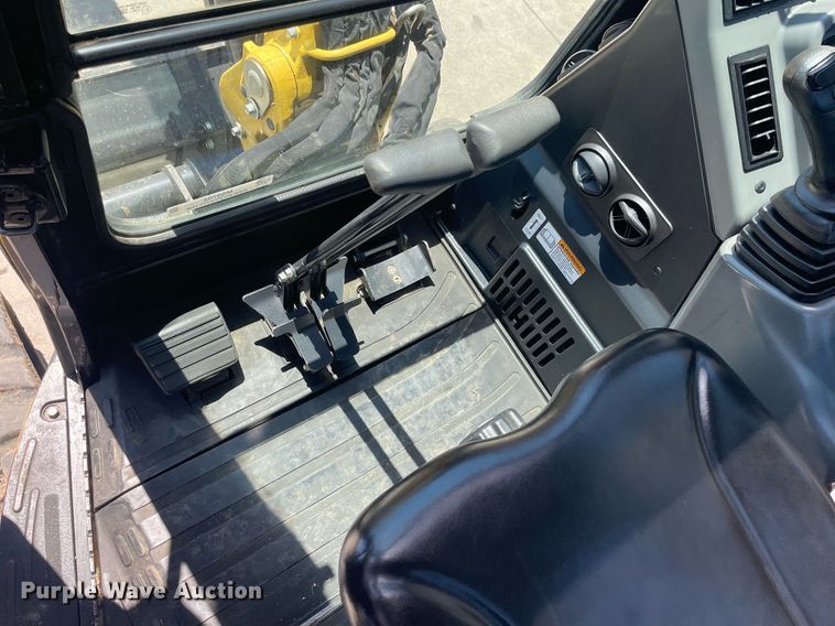 image for item MS9702 Yanmar VIO35-6A  mini excavator