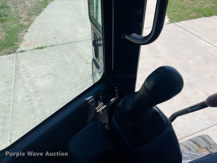 image for item MS9702 Yanmar VIO35-6A  mini excavator