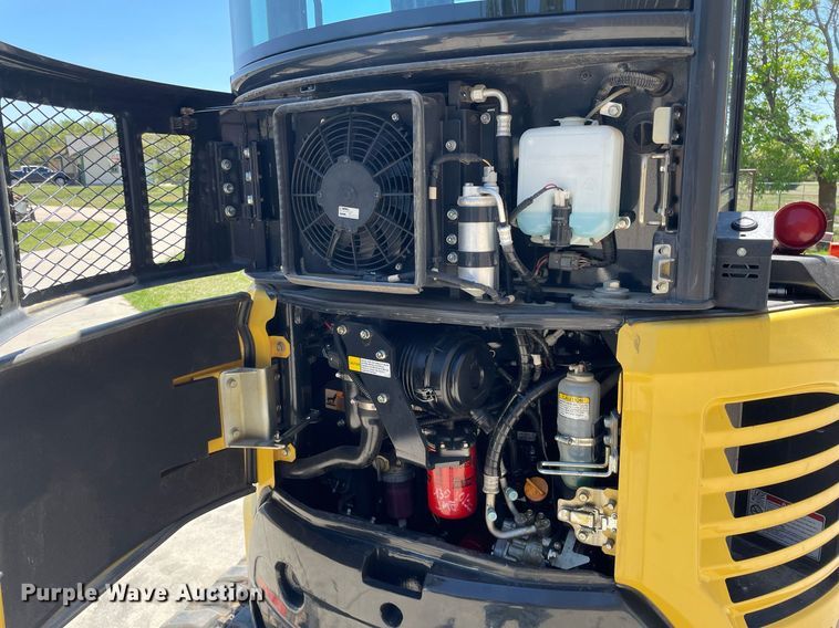 image for item MS9702 Yanmar VIO35-6A  mini excavator