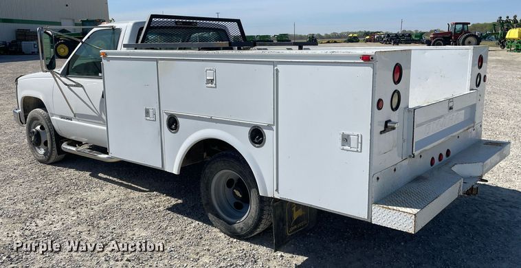 image for item MS9748 2000 Chevrolet C3500  utility bed pickup truck