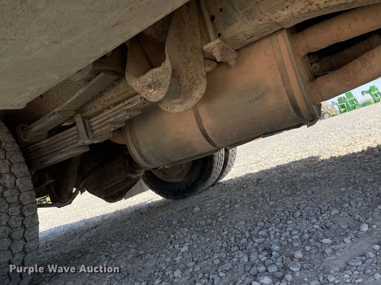 image for item MS9748 2000 Chevrolet C3500  utility bed pickup truck