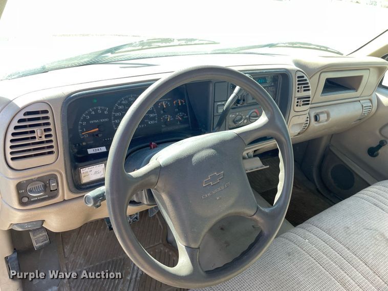 image for item MS9748 2000 Chevrolet C3500  utility bed pickup truck