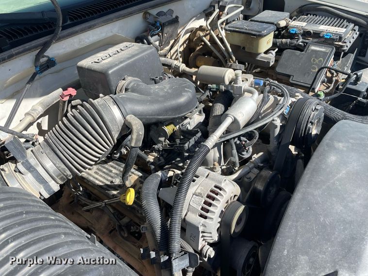 image for item MS9748 2000 Chevrolet C3500  utility bed pickup truck