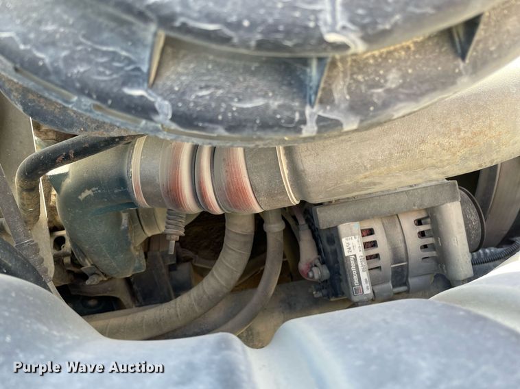 image for item MS9750 2007 International 4300  flatbed truck