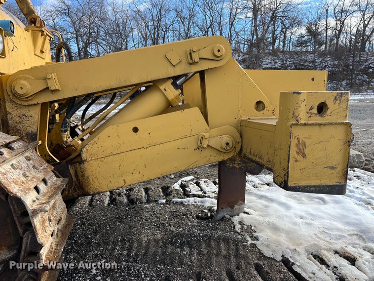 image for item MW9464 Caterpillar D9H  dozer