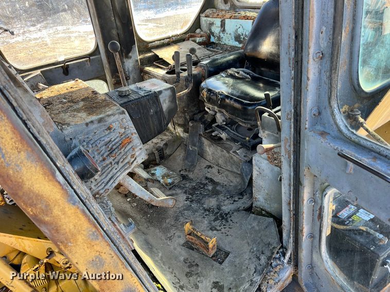 image for item MW9464 Caterpillar D9H  dozer