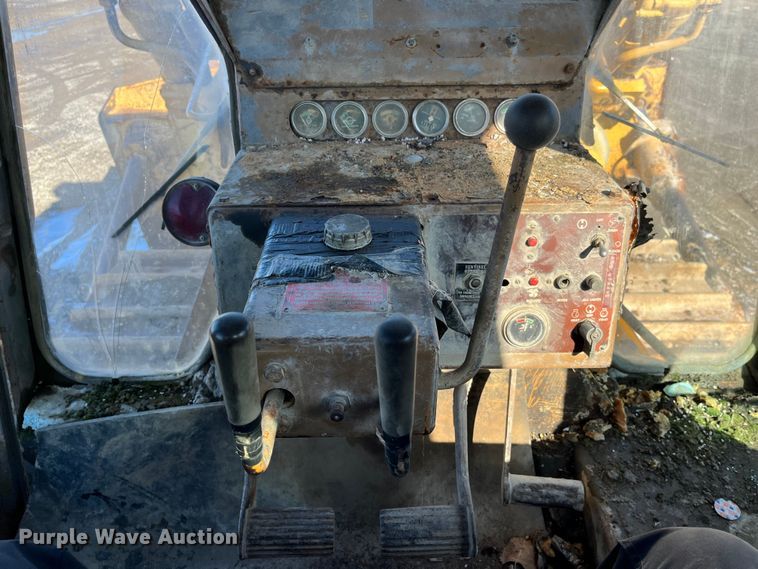 image for item MW9464 Caterpillar D9H  dozer