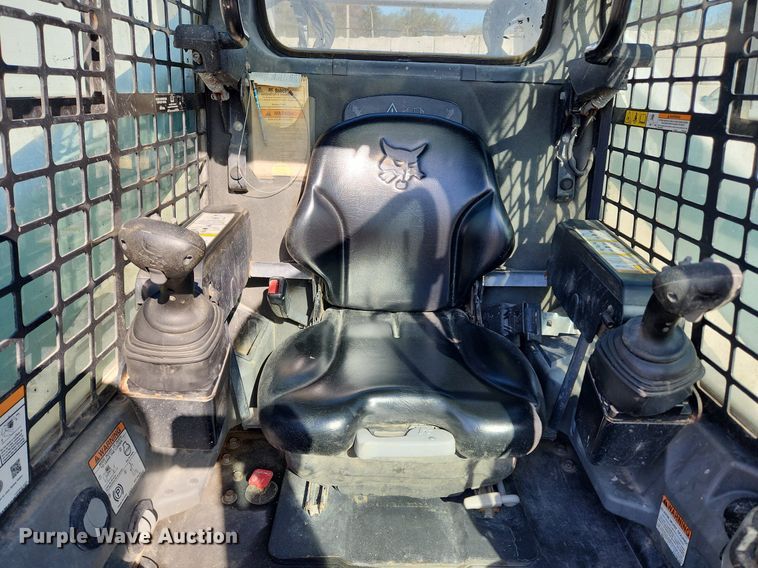 image for item MW9665 2018 Bobcat T770  tracked skid steer loader