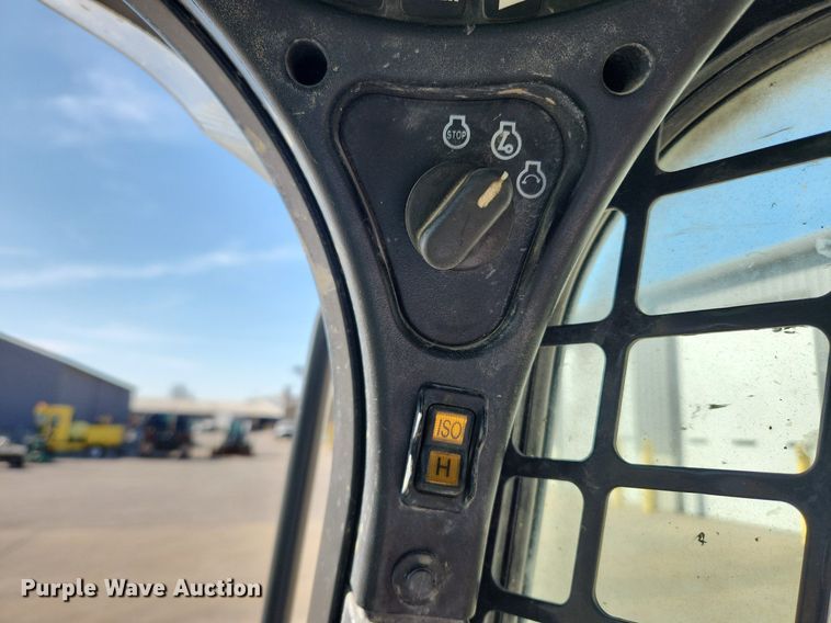 image for item MW9665 2018 Bobcat T770  tracked skid steer loader