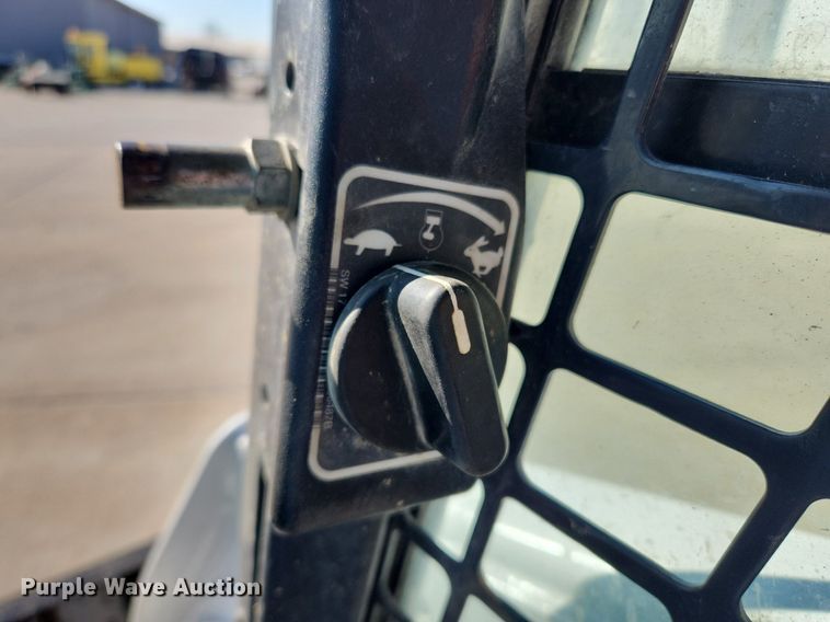 image for item MW9665 2018 Bobcat T770  tracked skid steer loader