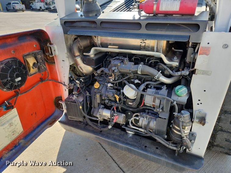 image for item MW9665 2018 Bobcat T770  tracked skid steer loader