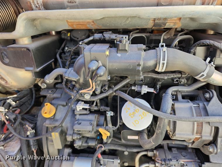 image for item MW9665 2018 Bobcat T770  tracked skid steer loader