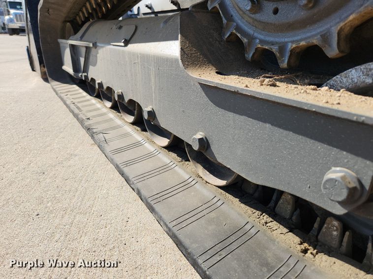 image for item MW9665 2018 Bobcat T770  tracked skid steer loader